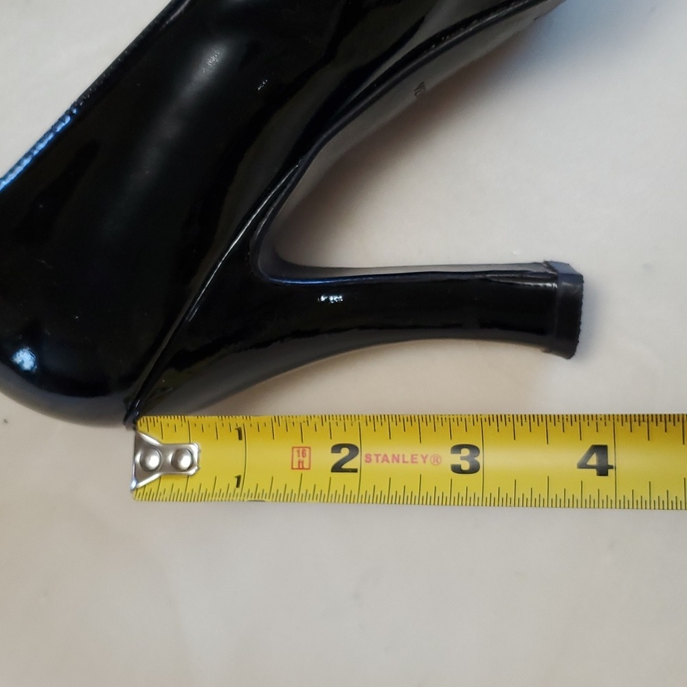 PRADA vintage patent leather heels - Picture 4 of 9